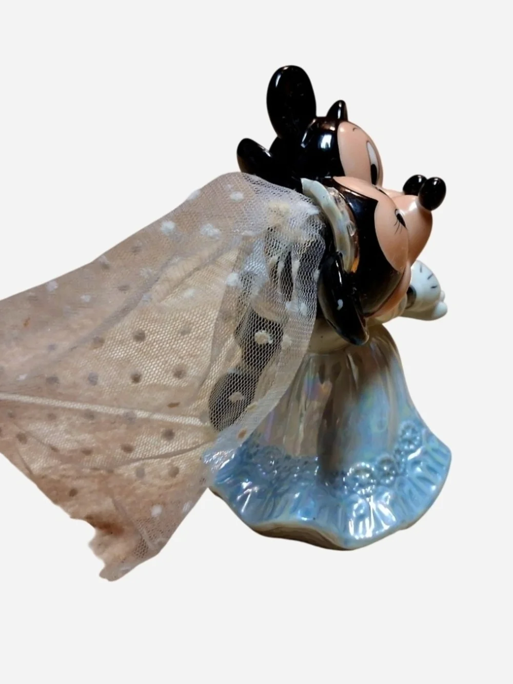 Disney Minnie & Mickey Bride and Groom Figurine